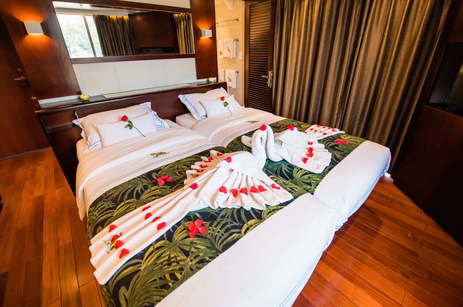 vietnam travel packages deals